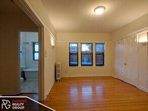 822 W Waveland Ave, Unit 816-24 in Chicago, IL - Building Photo - Building Photo