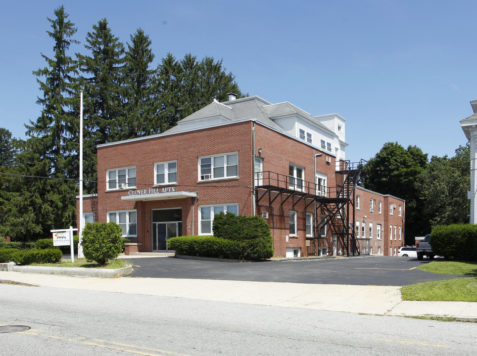 Clover Hill Apartments in Lawrence, MA - Building Photo