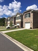 195 Connor Lp in Richmond Hill, GA - Building Photo