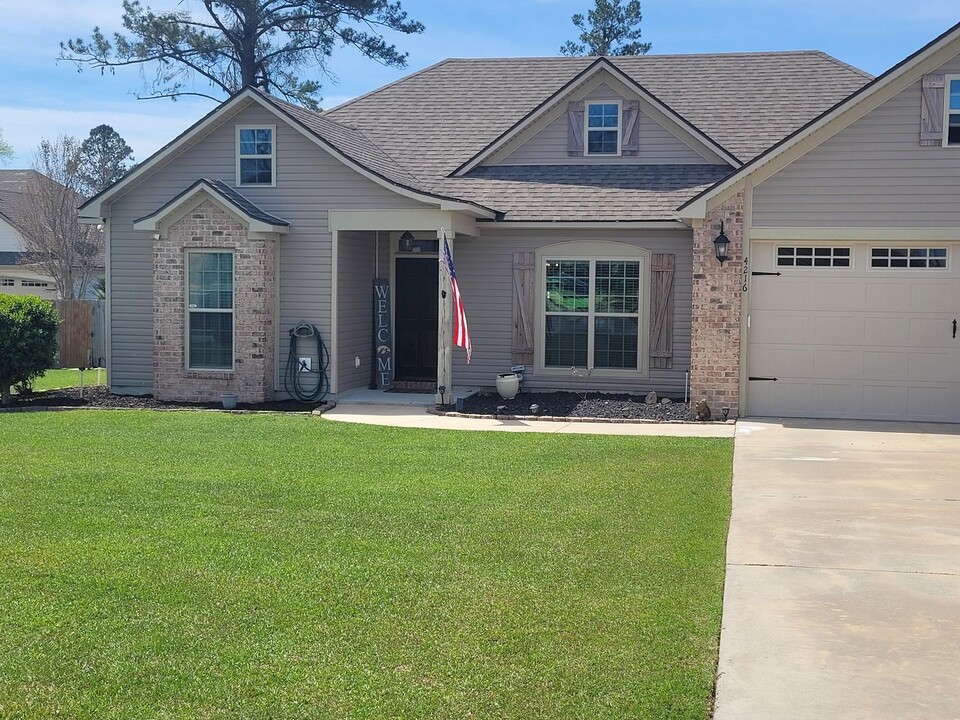 4216 Bowen Way in Valdosta, GA - Building Photo