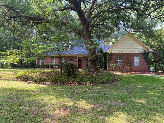 property at 1381 Manor House Dr