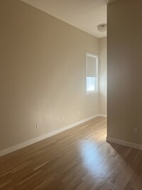 4 Fulkerson St, Unit 2 in Cambridge, MA - Building Photo - Building Photo