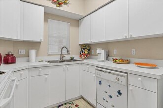 4244 Central Sarasota Pkwy in Sarasota, FL - Building Photo - Building Photo