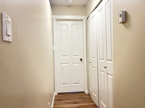 1432-1432 Parkway Blvd in Coquitlam, BC - Building Photo - Building Photo