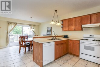 59 Marsh Crescent in Guelph, ON - Building Photo - Building Photo