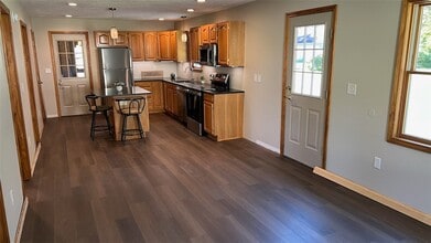 438 Ritchey Blvd in Penn Yan, NY - Building Photo - Building Photo