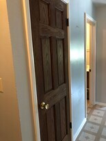 4220 S Vermont Ct in St. Francis, WI - Building Photo