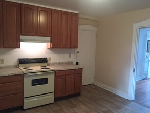 450 N Queen St-Unit -C in Lancaster, PA - Building Photo - Building Photo
