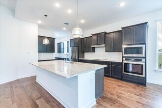 144 Rocky River Rd in Andice, TX - Building Photo - Building Photo