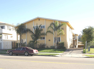 436 S Commonwealth Ave in Los Angeles, CA - Building Photo - Building Photo