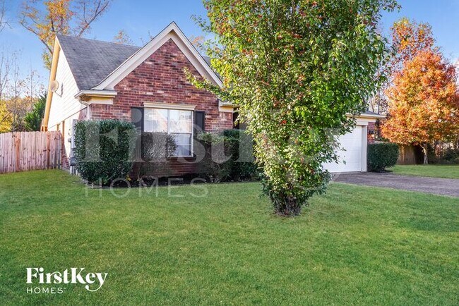 1411 Carlton Ridge Dr in Cordova, TN - Building Photo - Building Photo