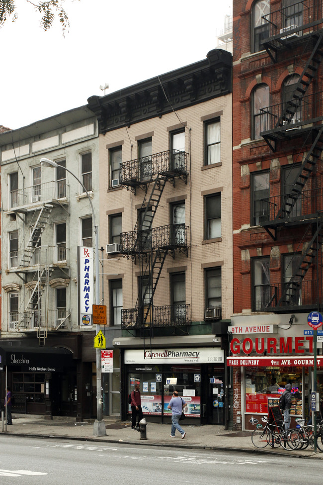 767 Ninth Ave in New York, NY - Foto de edificio - Building Photo