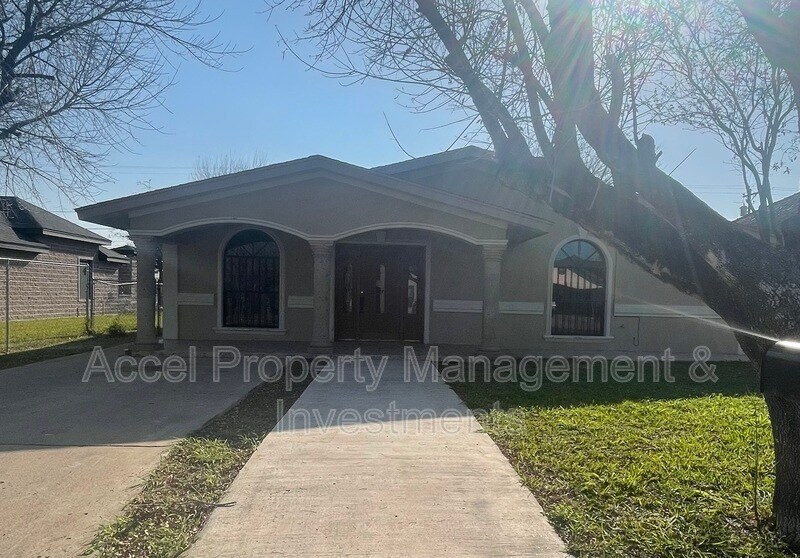 1406 Dolores Del Rio Ave in Mission, TX - Building Photo