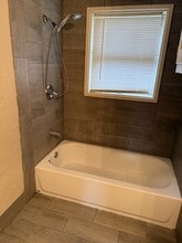 182 Garrett Dr in Emory, TX - Building Photo - Building Photo