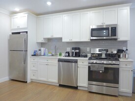 44 Woodward Ave, Unit 3 in Boston, MA - Building Photo
