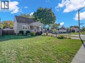 1596 Olive Rd in Windsor, ON - Building Photo - Building Photo