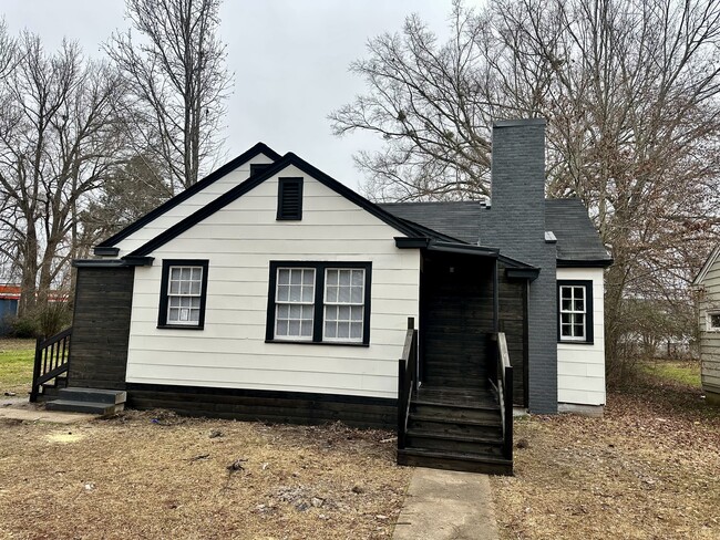 property at 135 King St