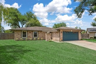 7815 Lamppost Ct in Houston, TX - Building Photo - Building Photo