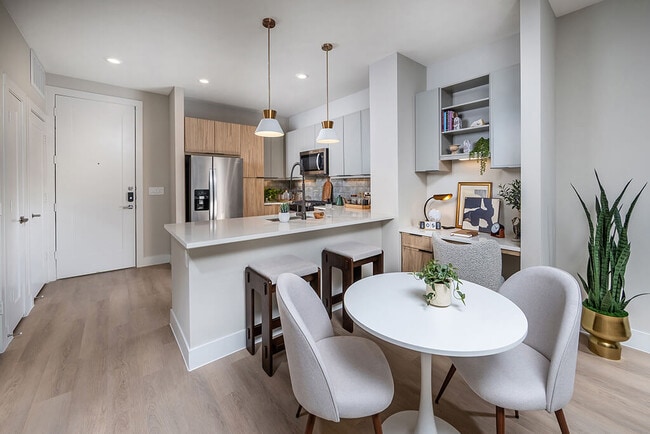 Heights at 1520 Apartments