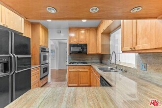2148 Veteran Ave in Los Angeles, CA - Building Photo - Building Photo