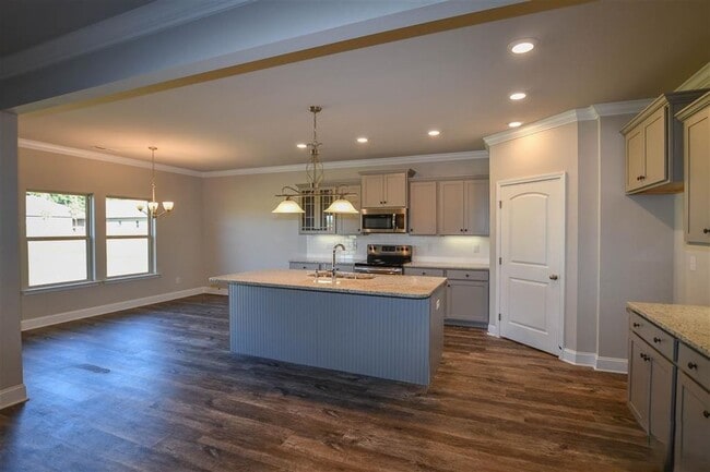 6508 Moon Crest Ln NW in Huntsville, AL - Foto de edificio - Building Photo