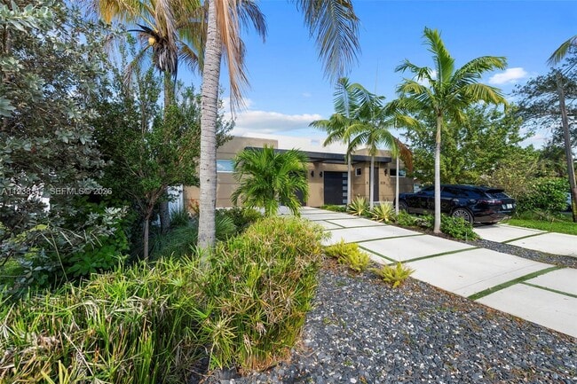 821 SW 14th St in Fort Lauderdale, FL - Building Photo - Building Photo