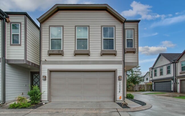 property at 2609 Paul Quinn St