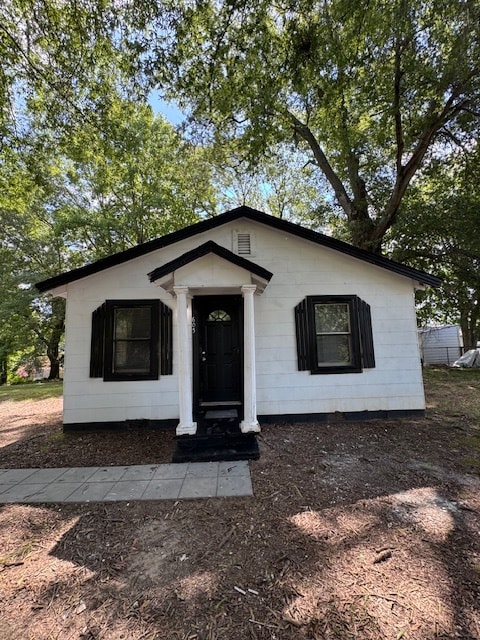 property at 605 S 12th St