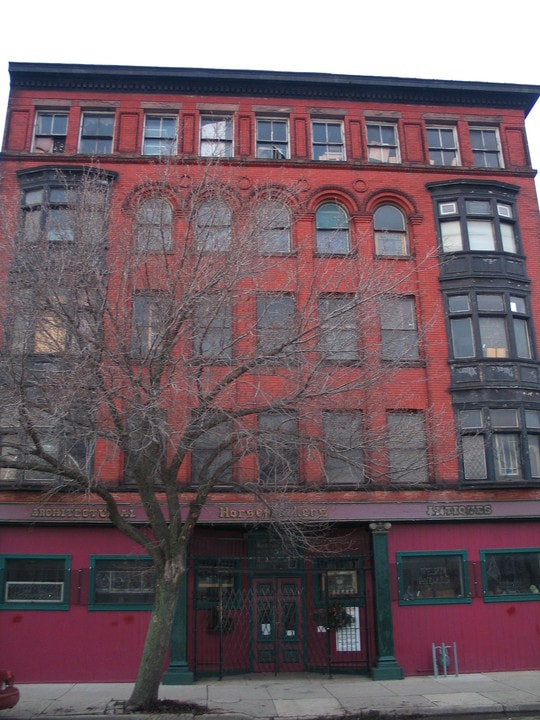 346 Connecticut St in Buffalo, NY - Building Photo