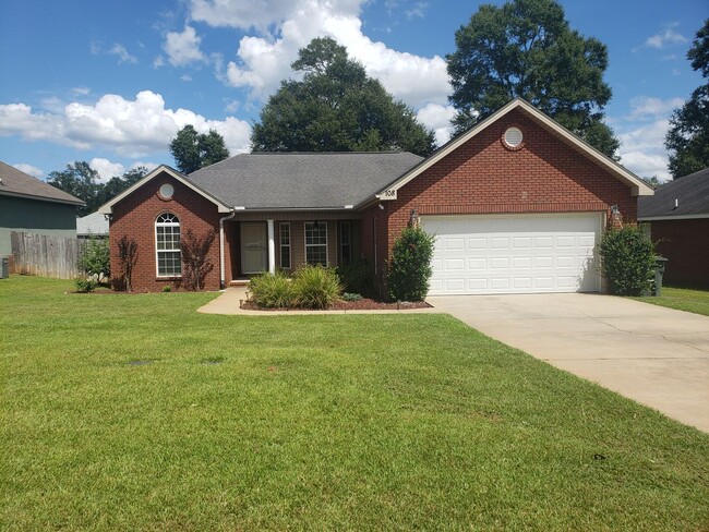 property at 108 Avalon Ln