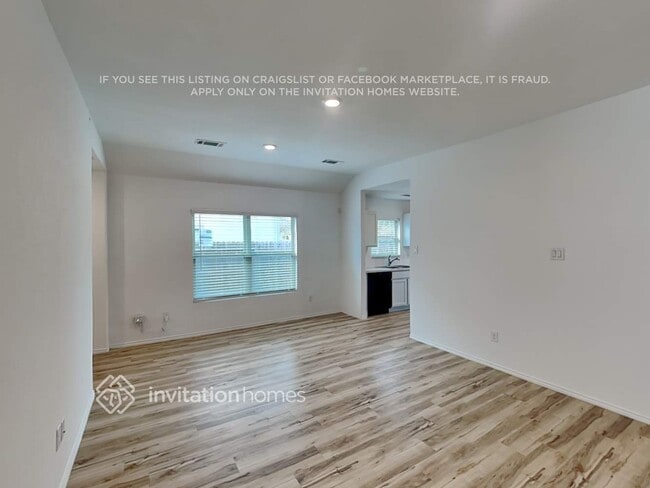 6171 Dunsmore Cyn Ln in Porter, TX - Foto de edificio - Building Photo