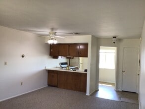 2275 N Cable Rd, Unit 0 in Lima, OH - Foto de edificio - Building Photo