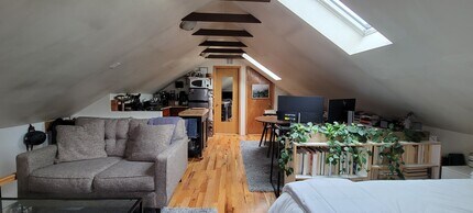 2129 W Le Moyne St in Chicago, IL - Building Photo - Building Photo