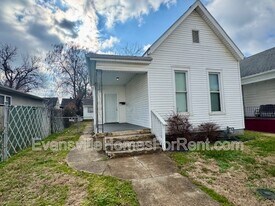 1112 W Tennessee St in Evansville, IN - Building Photo