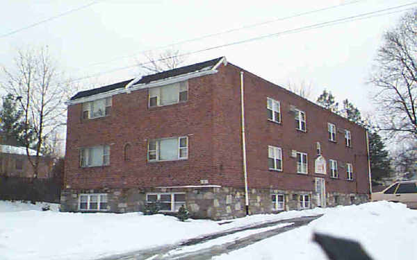 Hantel Arms in Philadelphia, PA - Building Photo