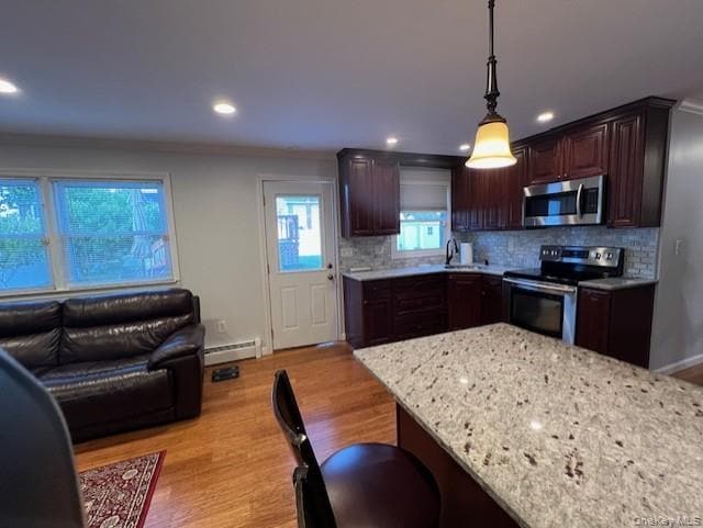 570 S 14th St in Lindenhurst, NY - Building Photo - Building Photo