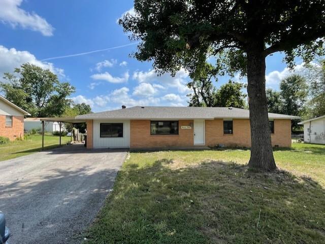 1915 S 10th St in Rogers, AR - Building Photo