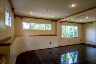 403 Roosevelt Ave in Syracuse, NY - Building Photo - Building Photo