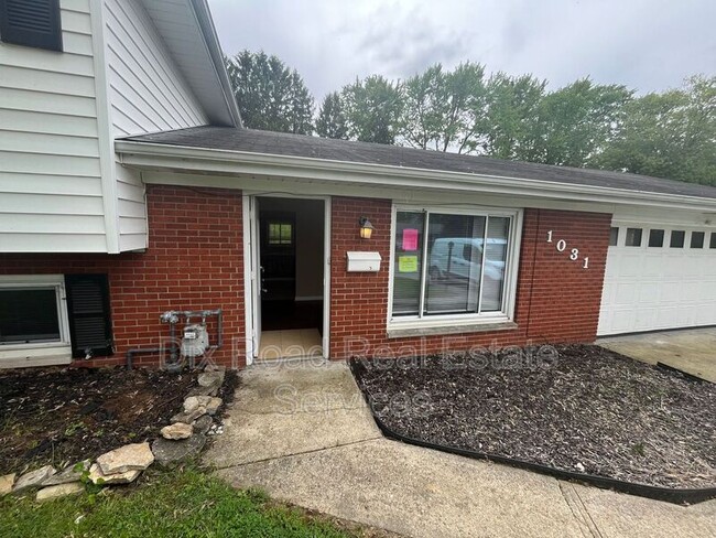 1031 Depauw Dr in Fairfield, OH - Building Photo - Building Photo