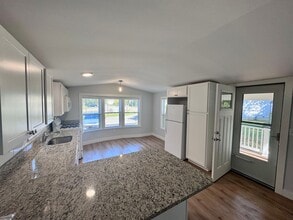 23 Sunnybrooke Dr in Dover, NH - Building Photo - Building Photo