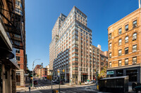 Carnegie Hill Place in New York, NY - Foto de edificio - Building Photo