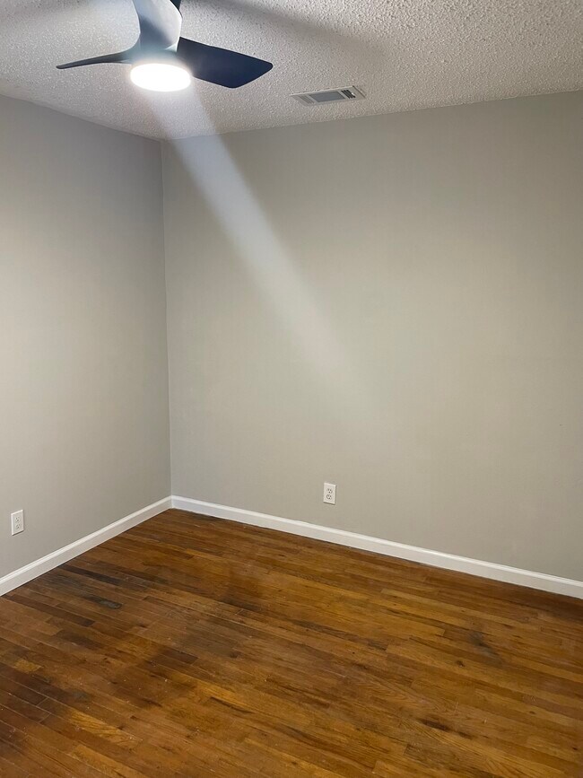 226 E Murray St in Denison, TX - Building Photo - Building Photo