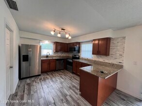 5381 Frederick Ave in Melbourne, FL - Building Photo - Building Photo