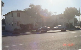 16120 Inglewood Ave Apartments