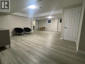 724 Massimo Crescent in Windsor, ON - Building Photo - Building Photo