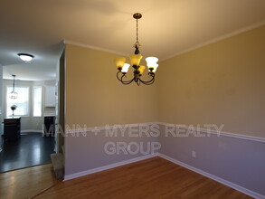 11 Claymore Ct in Broadway, NC - Foto de edificio - Building Photo