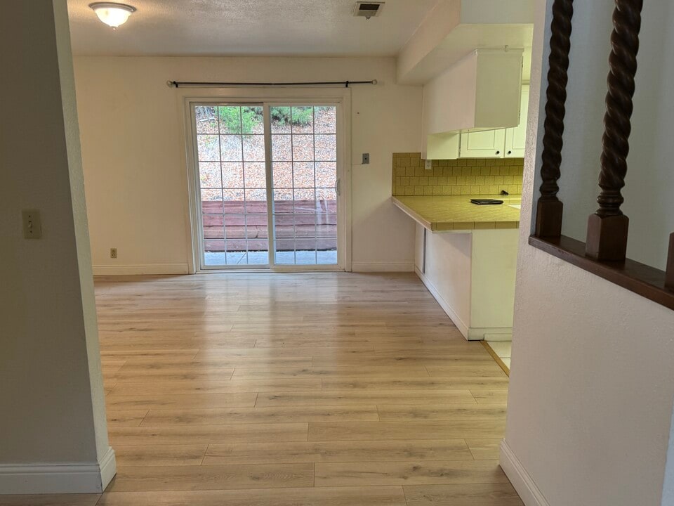 5800 Encino Ave in Atascadero, CA - Building Photo