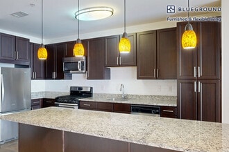 80 N Central Ave in Hempstead, NY - Building Photo - Building Photo