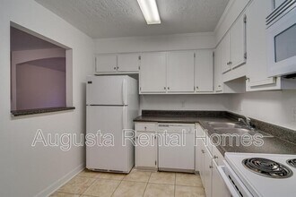 4018 Wheeler Woods Rd in Augusta, GA - Foto de edificio - Building Photo