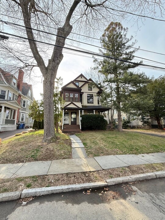 43-45-45 Oxford St in Hartford, CT - Building Photo